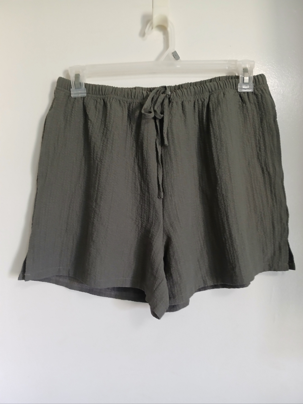 Ekouaer Shorts Crepe Fabric Size L Color Olive Green